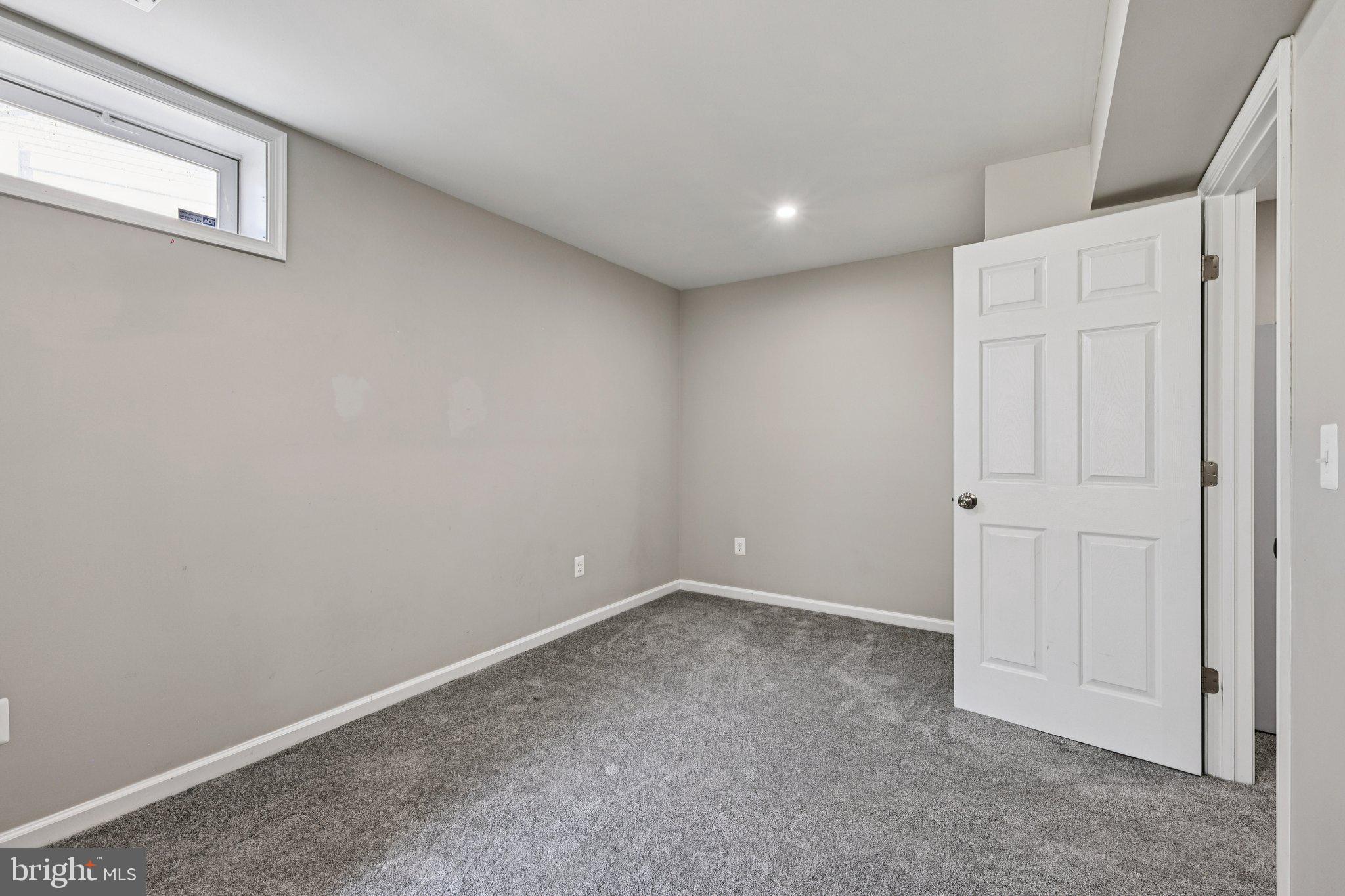 RIVERTON - Residential