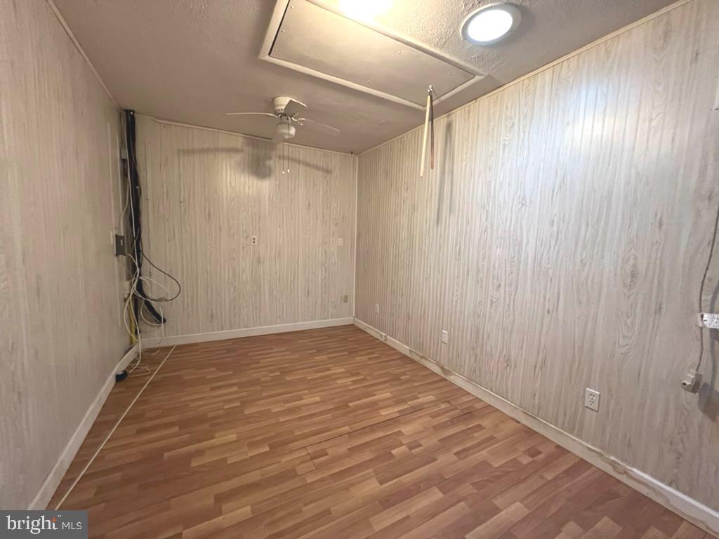 NEW CUT FARMS - Residential Lease