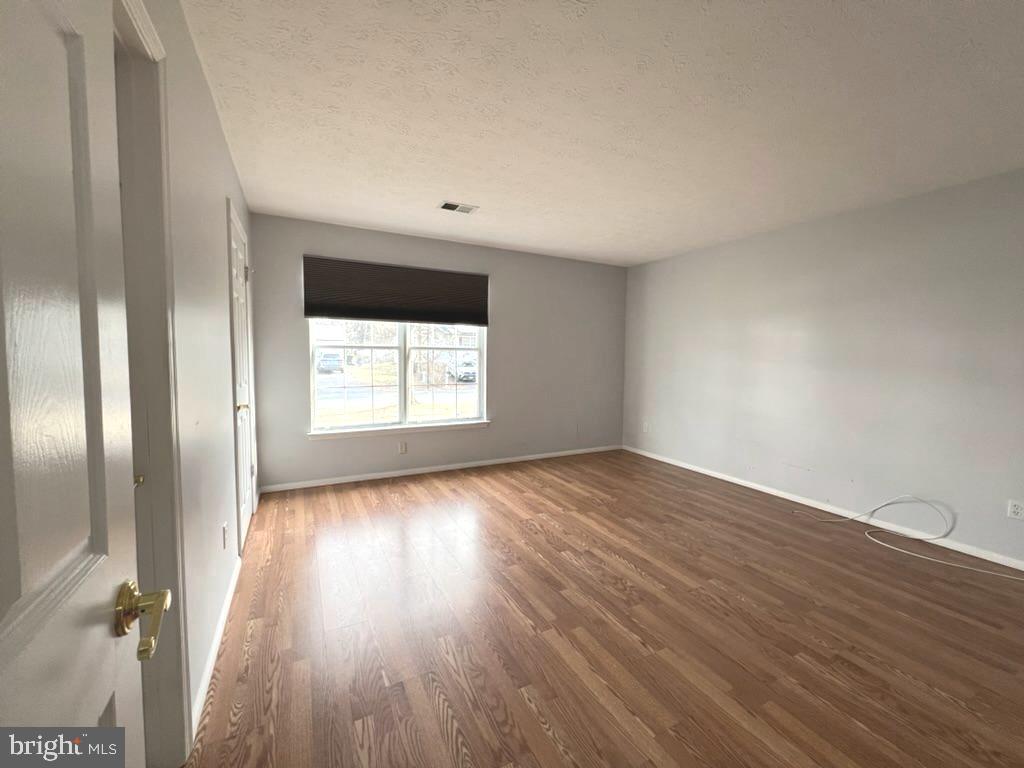 NEW CUT FARMS - Residential Lease