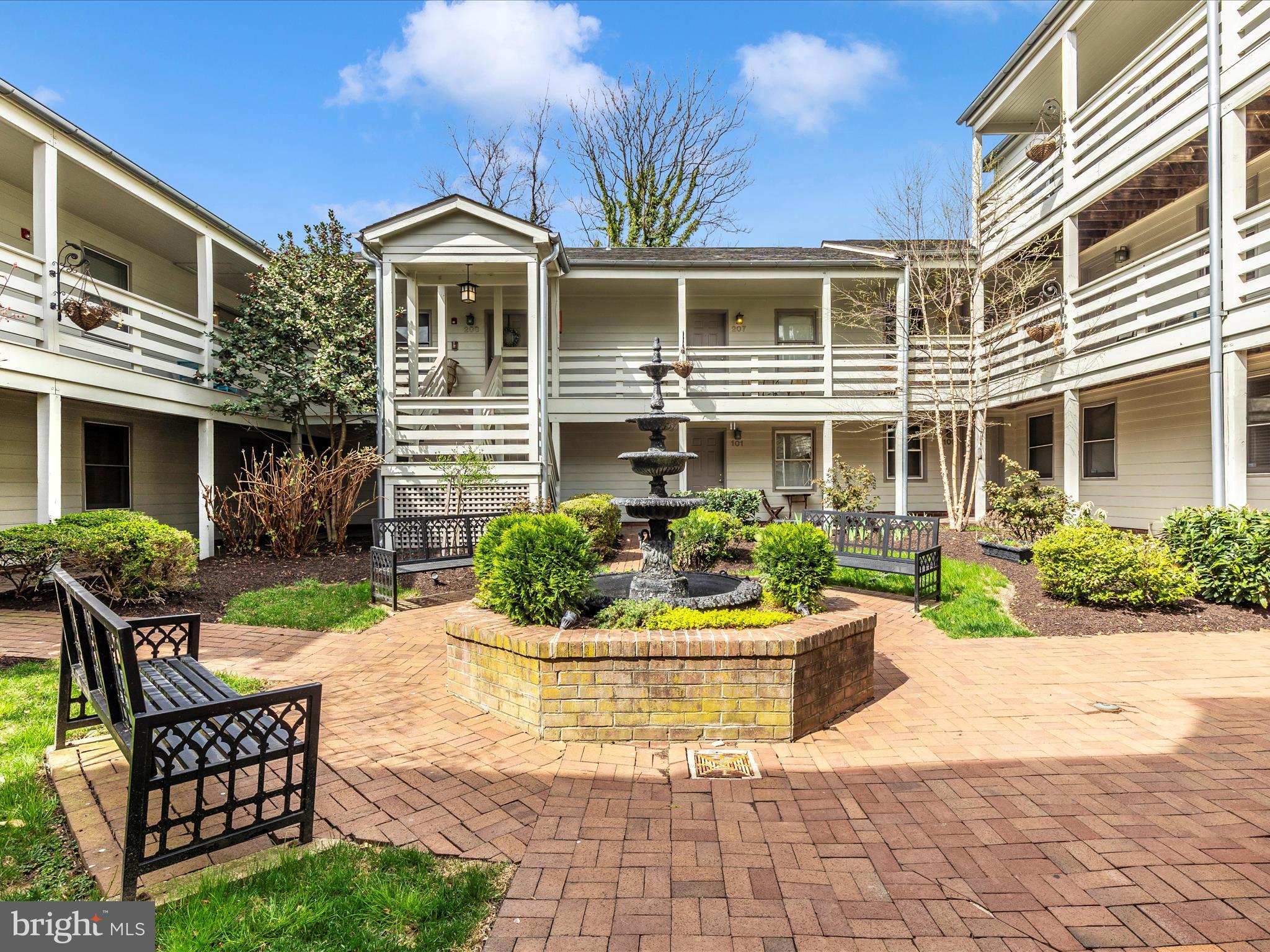 HISTORIC FREDERICK CITY - Residential Lease