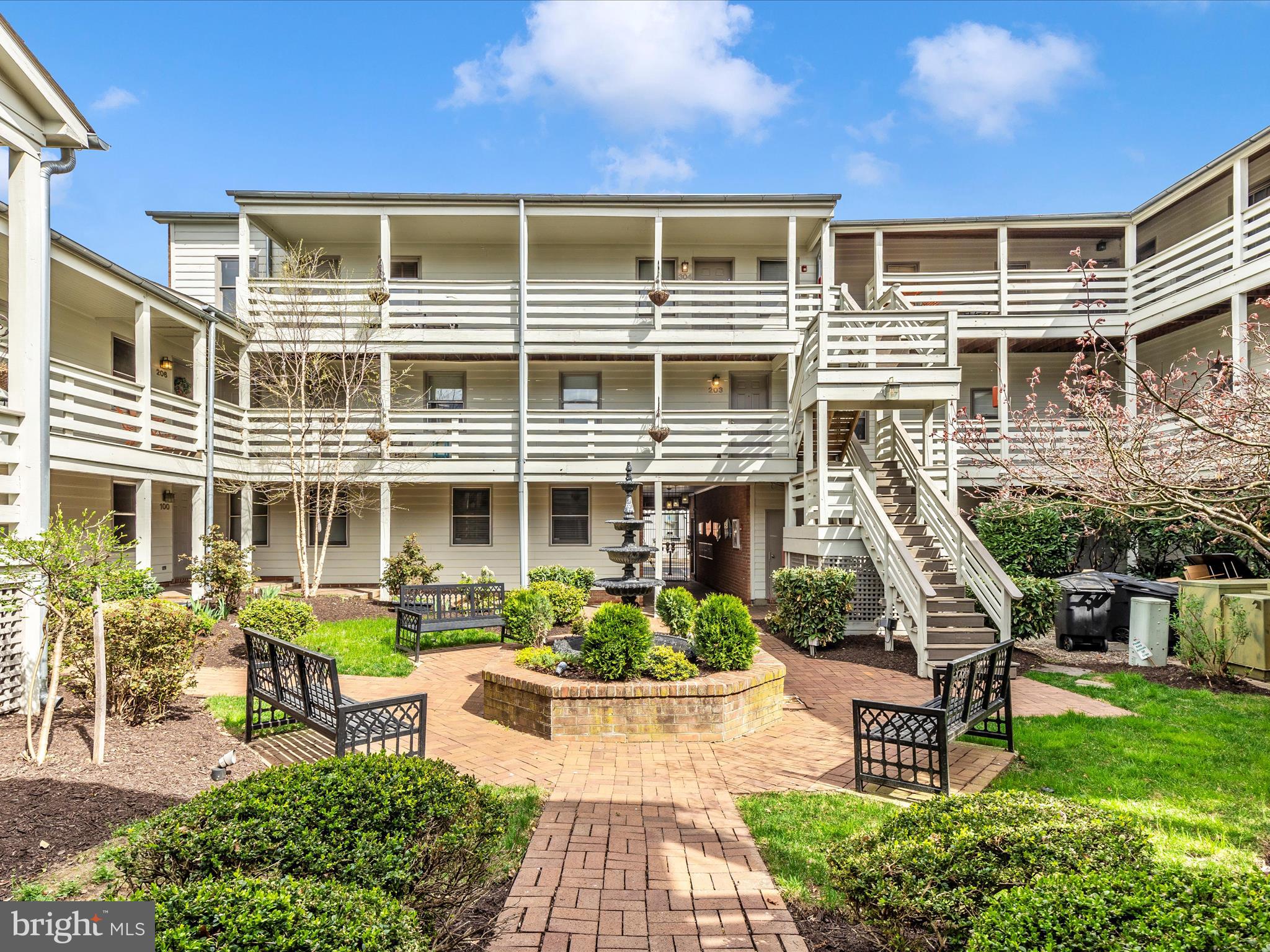 HISTORIC FREDERICK CITY - Residential Lease