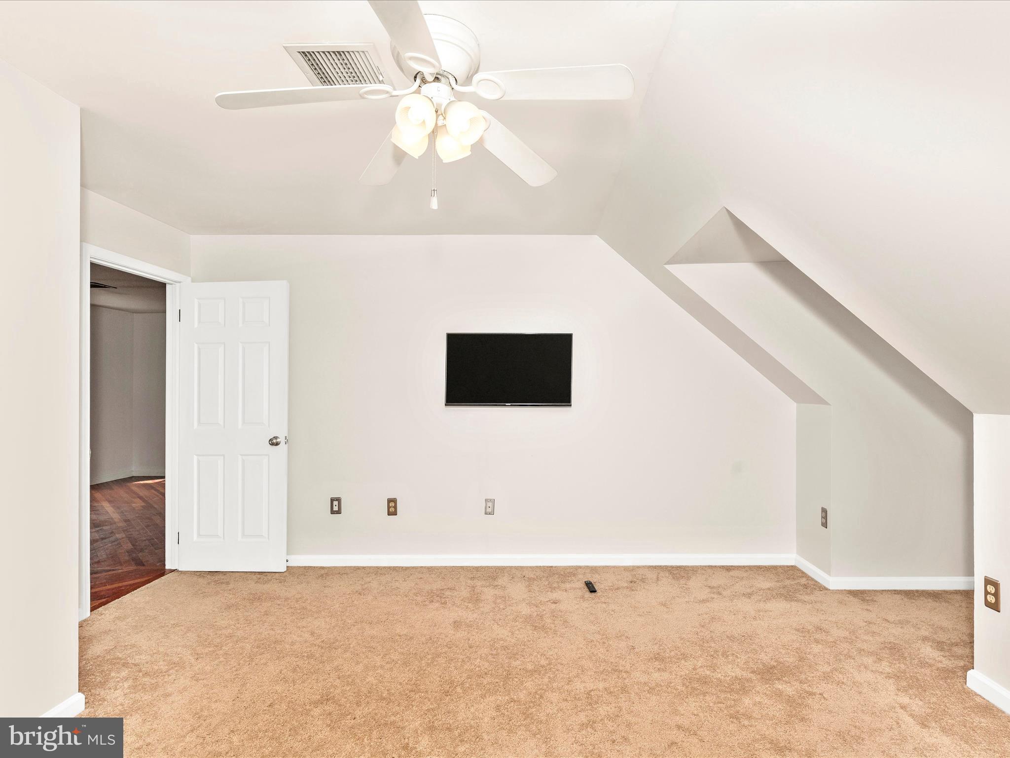 HISTORIC FREDERICK CITY - Residential Lease