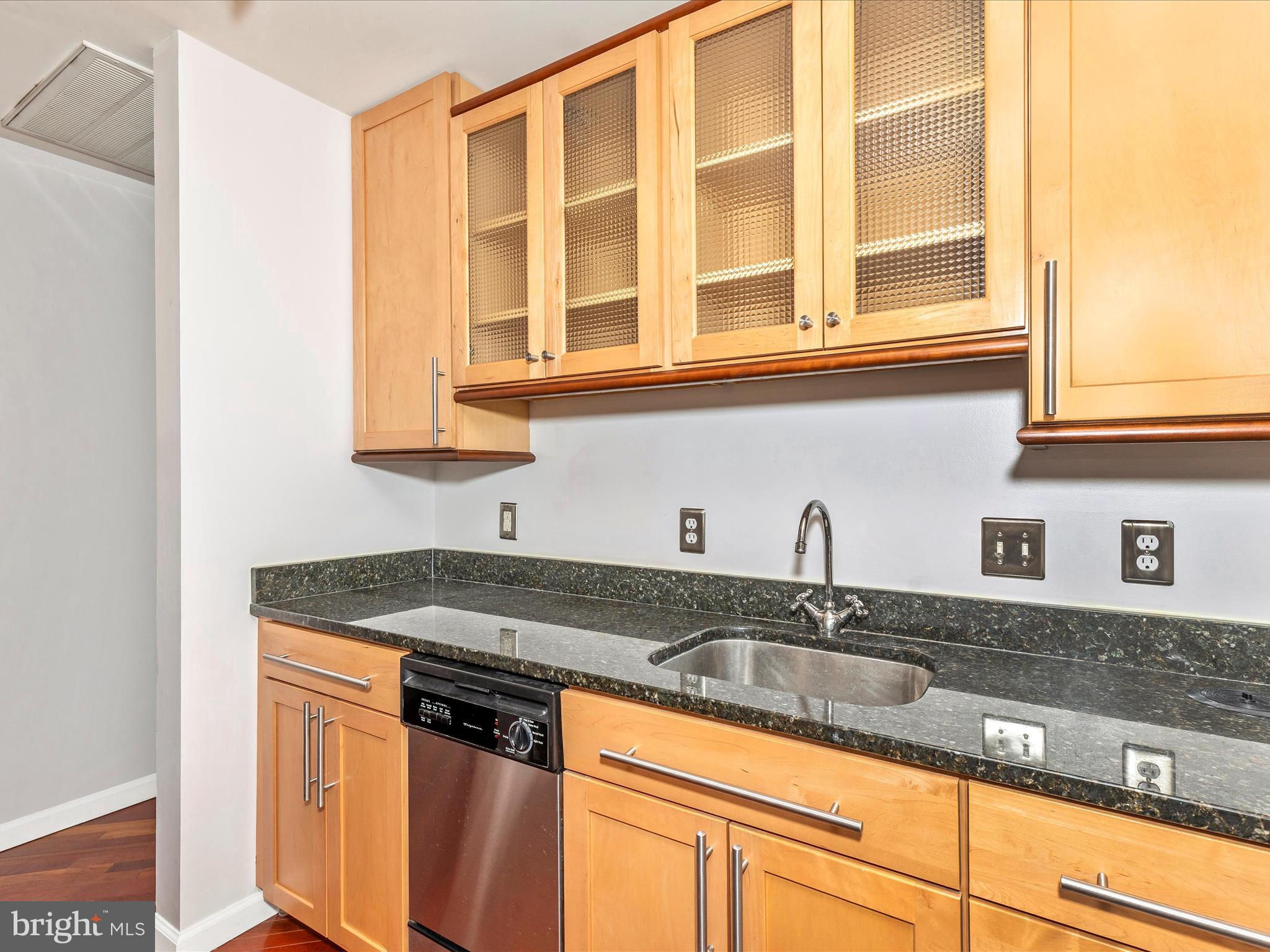 HISTORIC FREDERICK CITY - Residential Lease