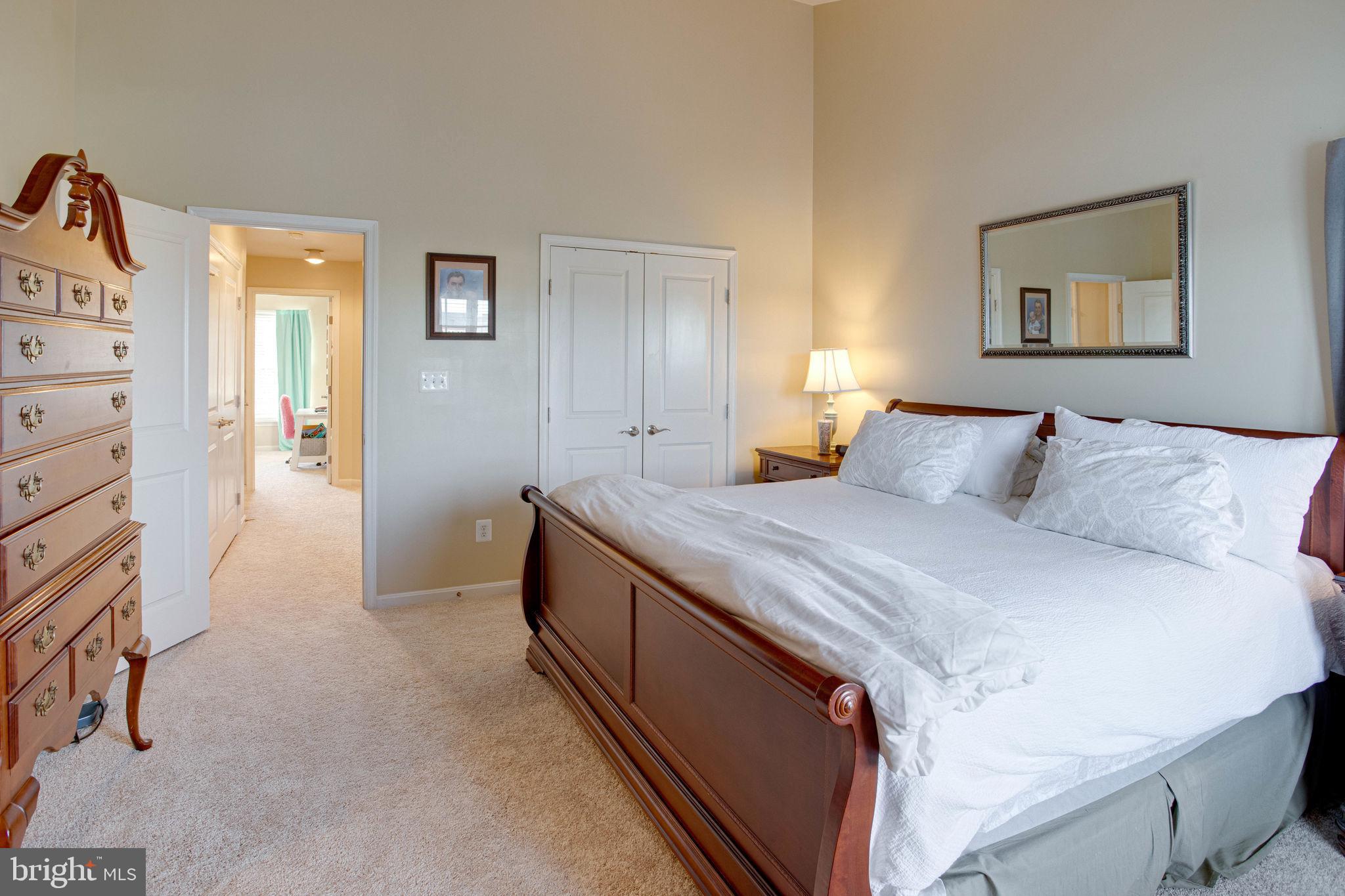 PEMBROOKE - Residential