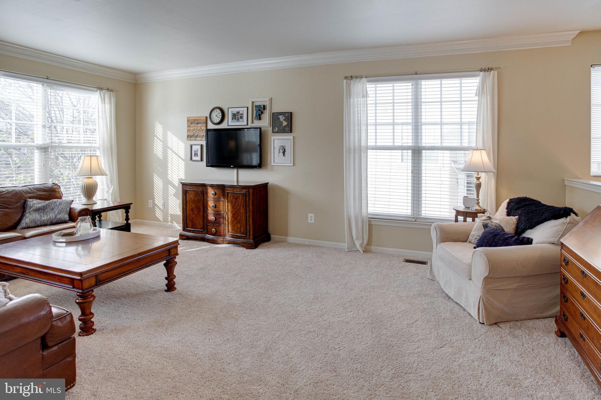 PEMBROOKE - Residential