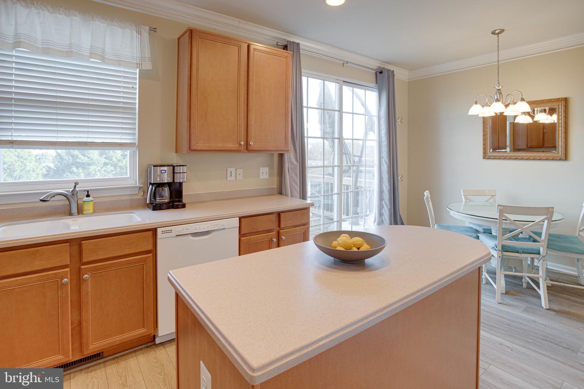 PEMBROOKE - Residential