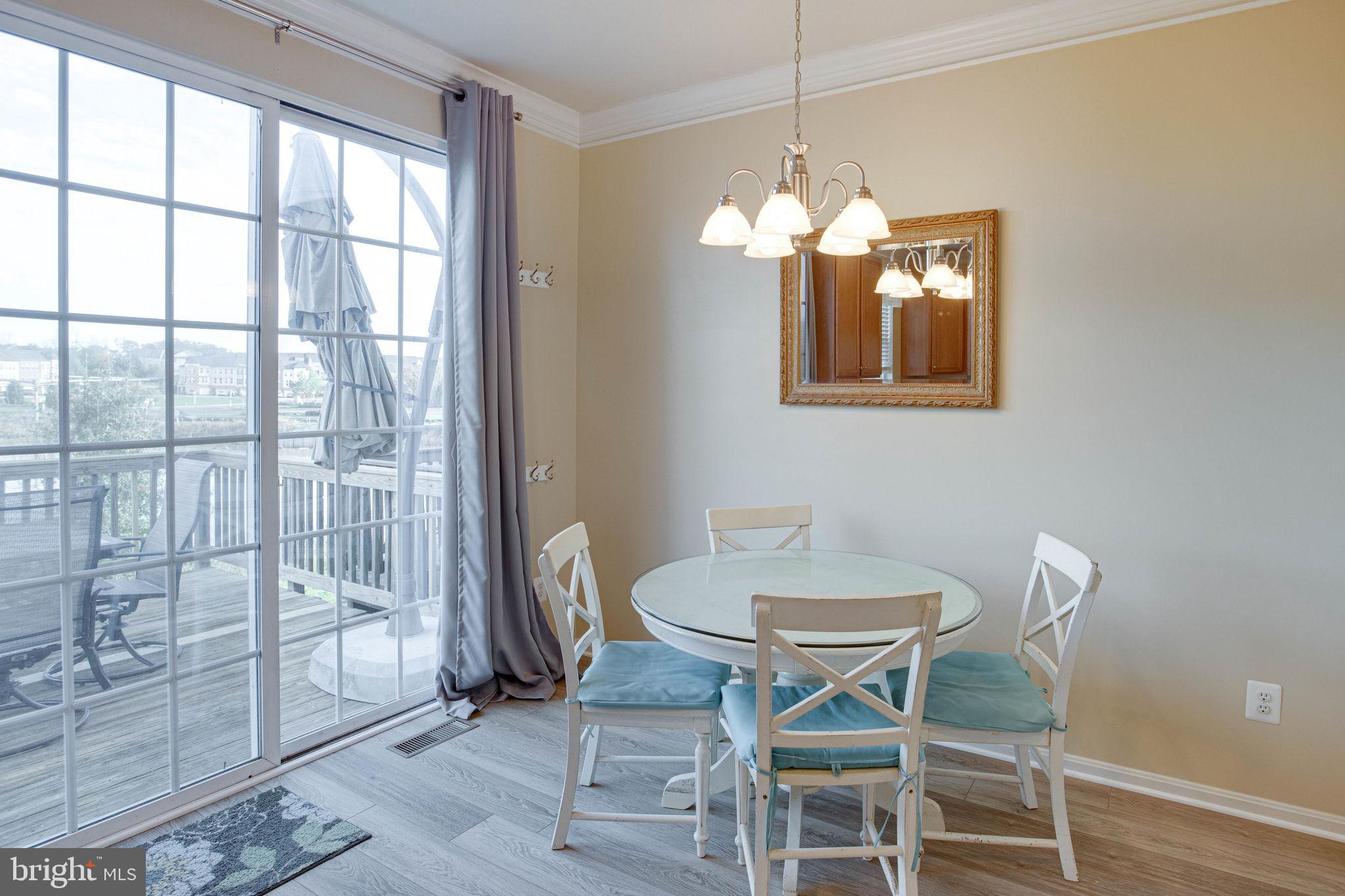 PEMBROOKE - Residential