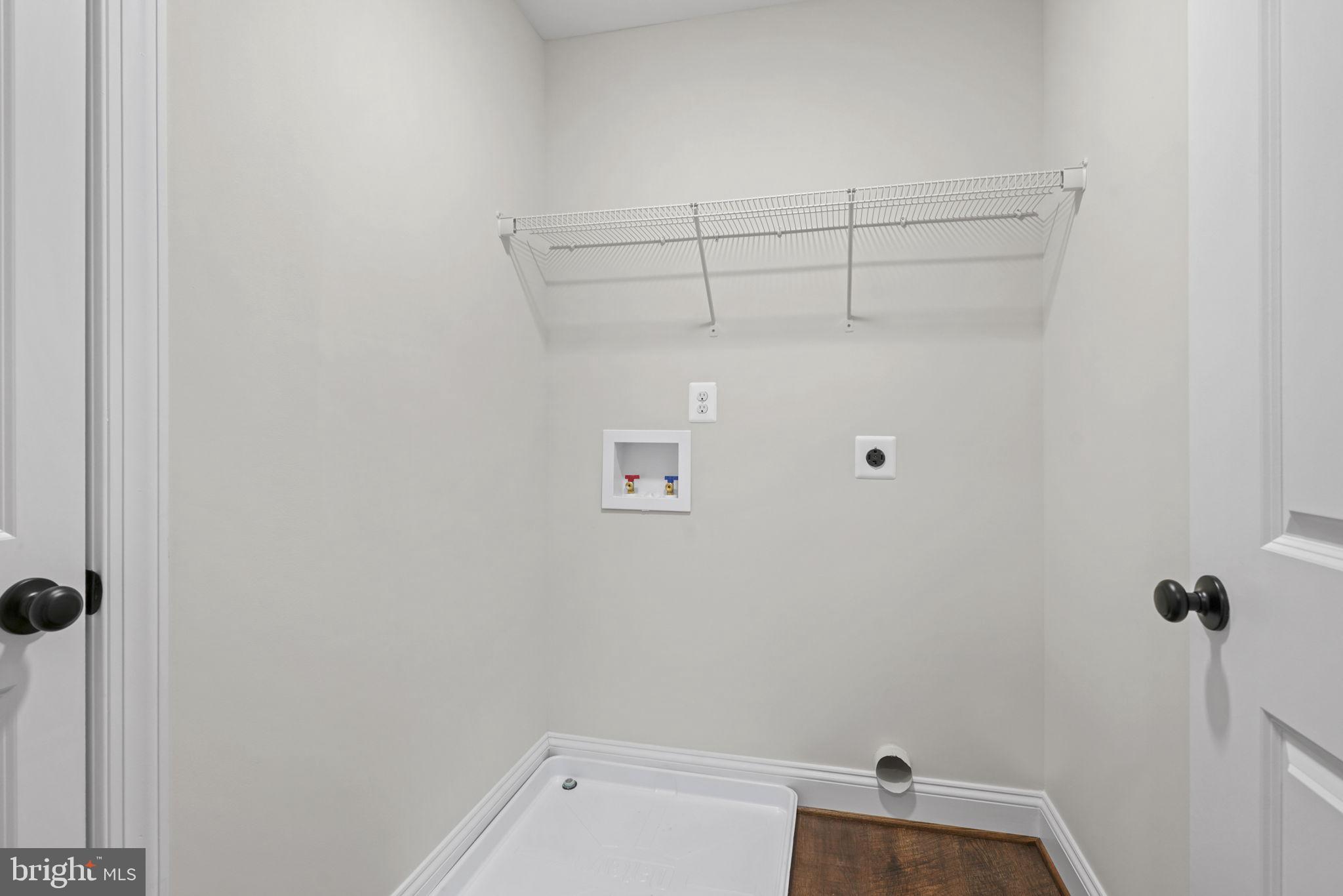 CLIFFTON ON THE POTOMAC - Residential