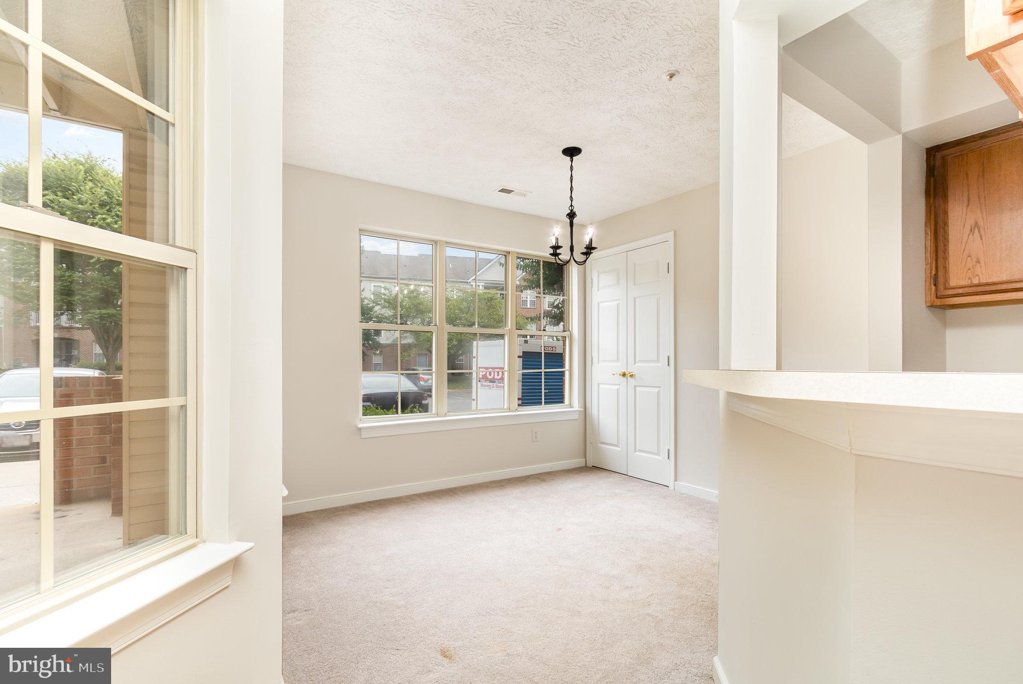 THE COURTYARDS AT POND - Residential