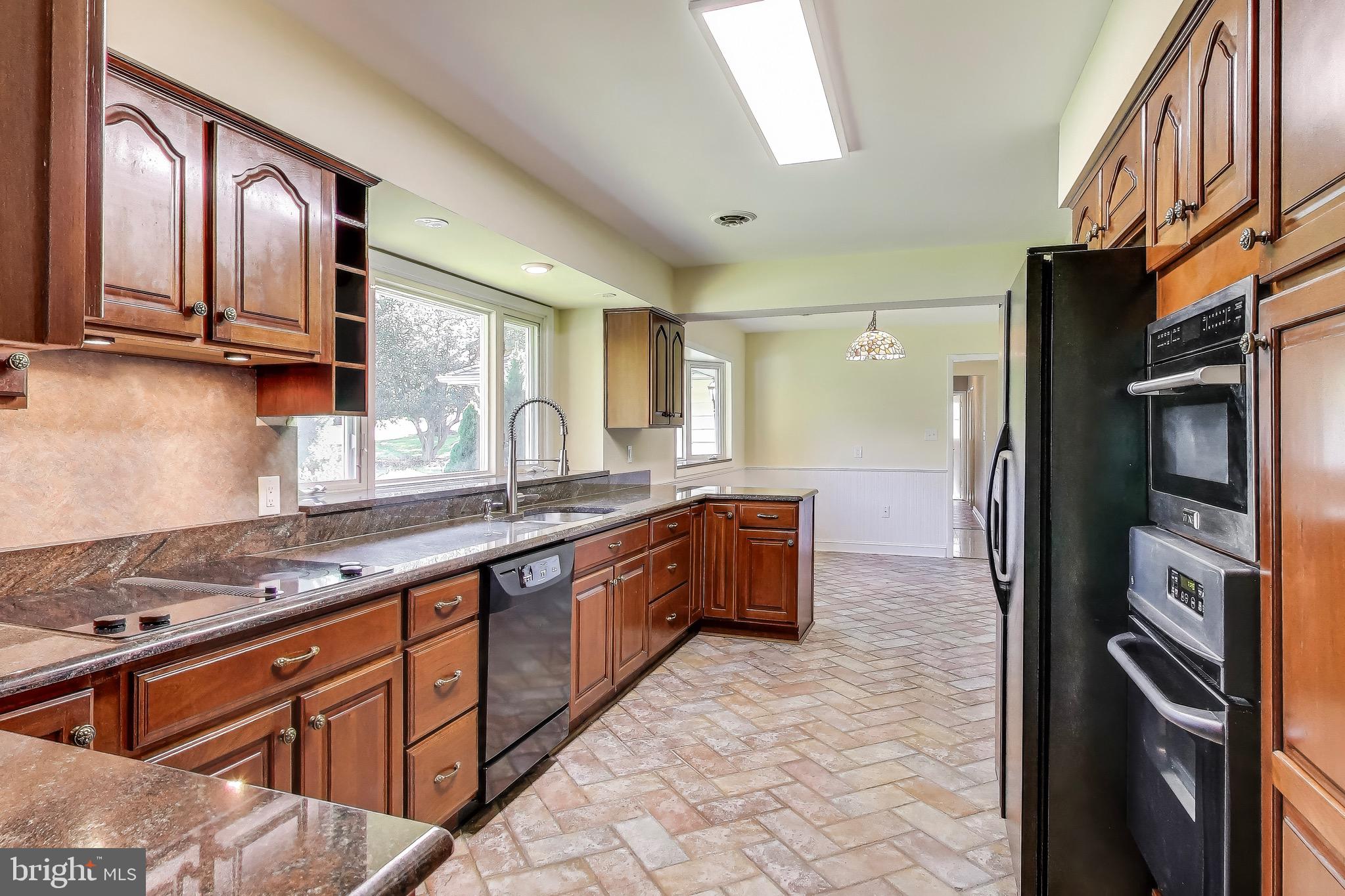 VALLEY CREST - Residential