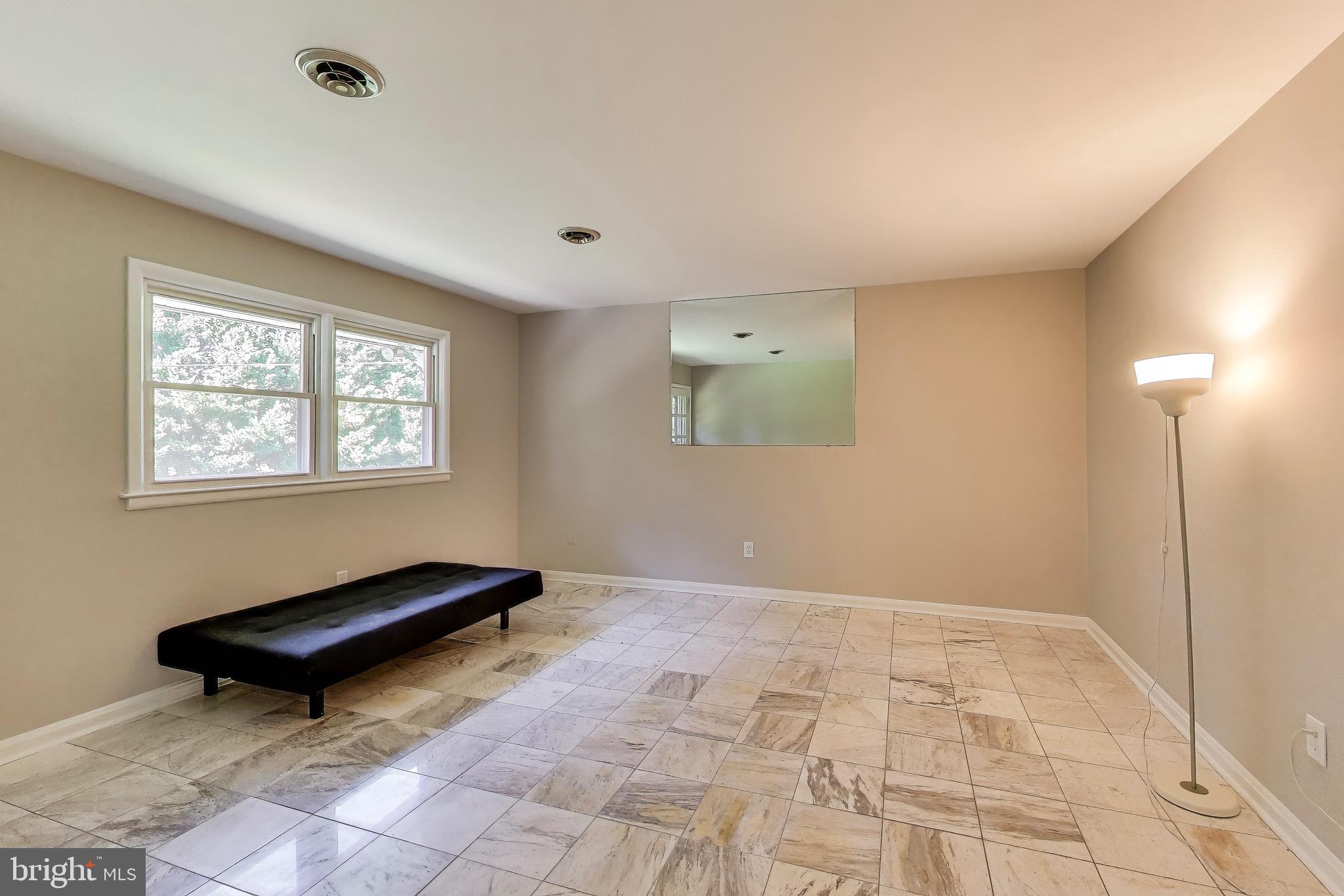 VALLEY CREST - Residential