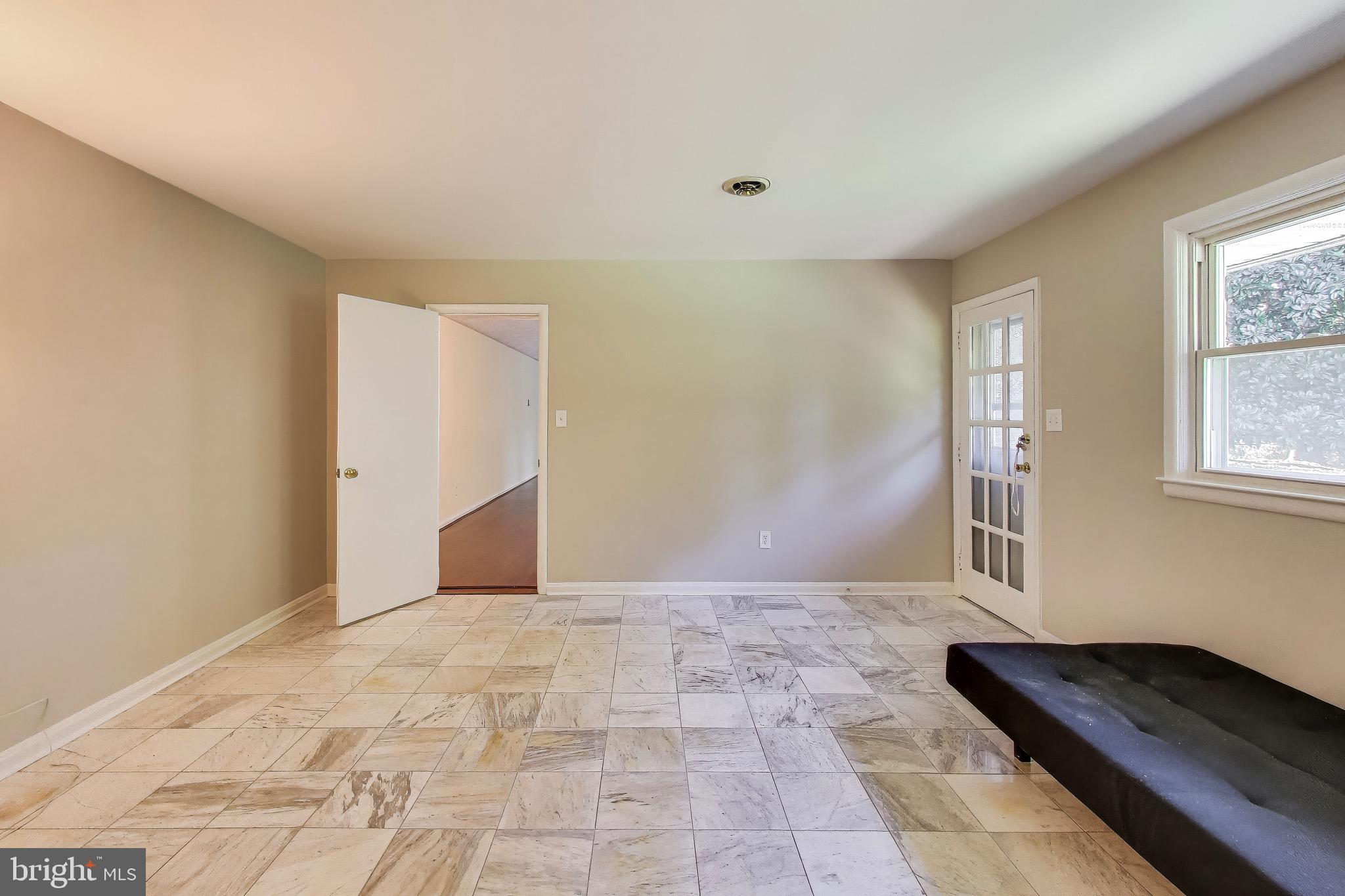 VALLEY CREST - Residential