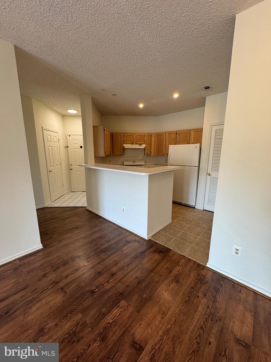 STONECROFT CONDO - Residential