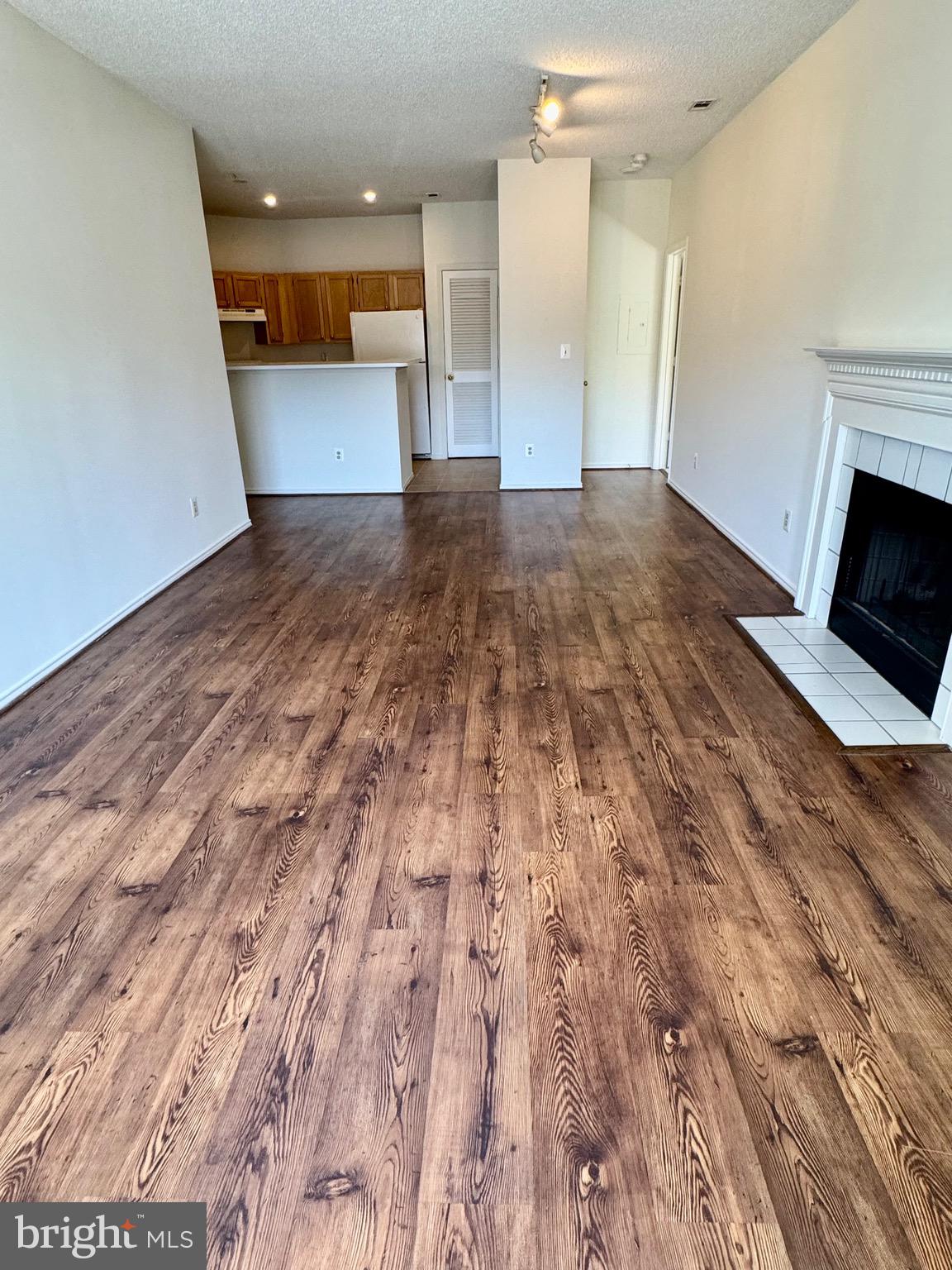 STONECROFT CONDO - Residential