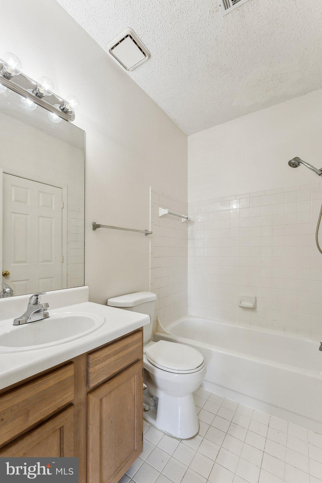 STONECROFT CONDO - Residential