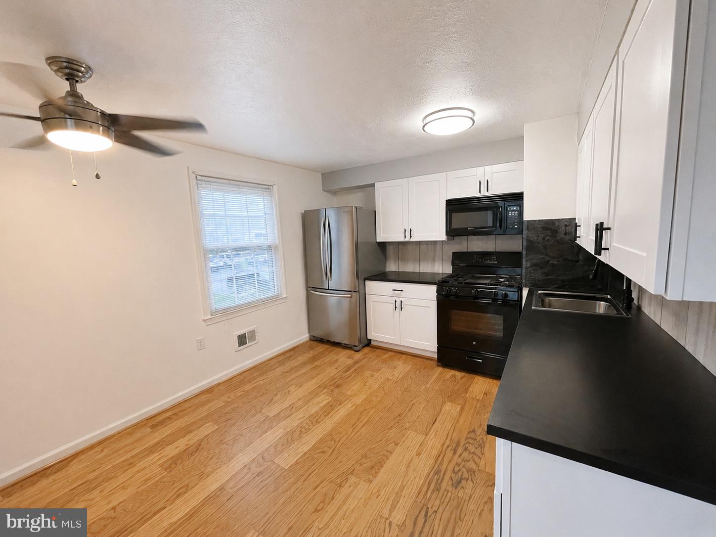 8036 SAINT ANNES COURT