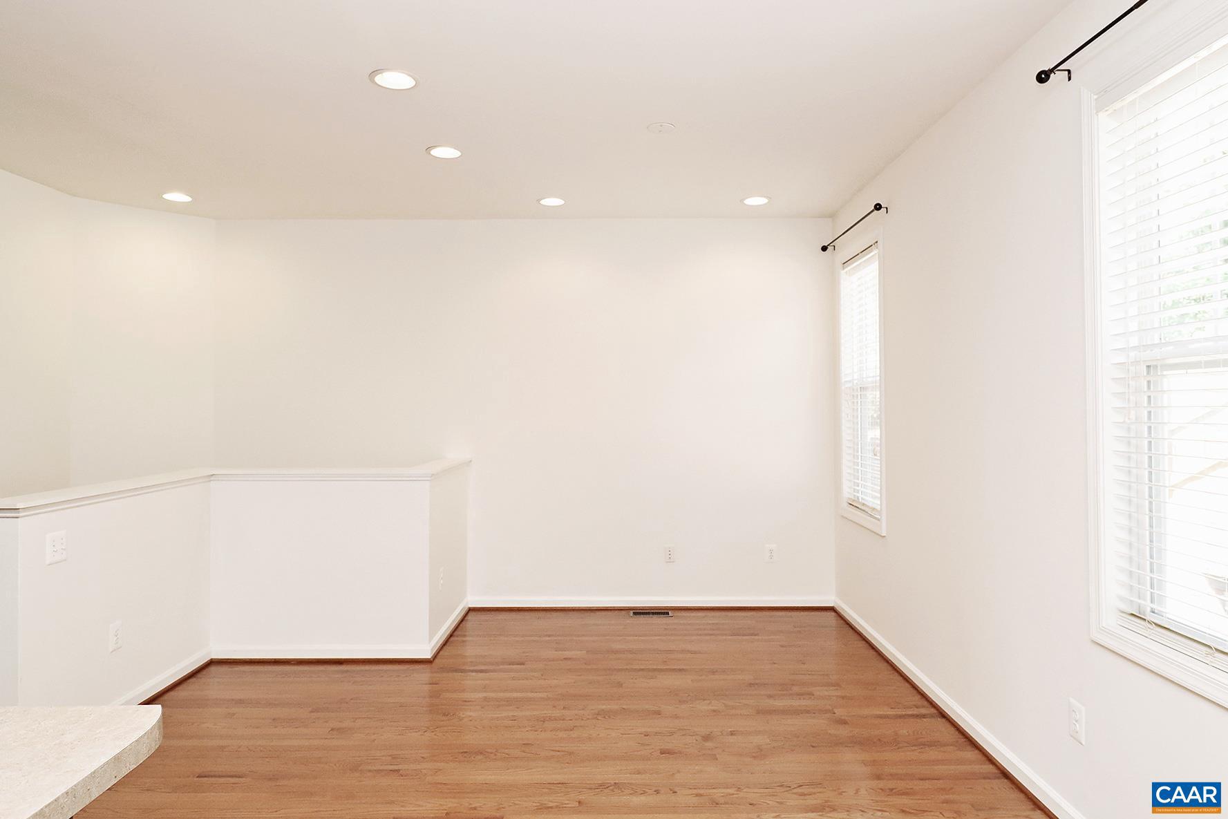 CAMELOT - Residential Lease