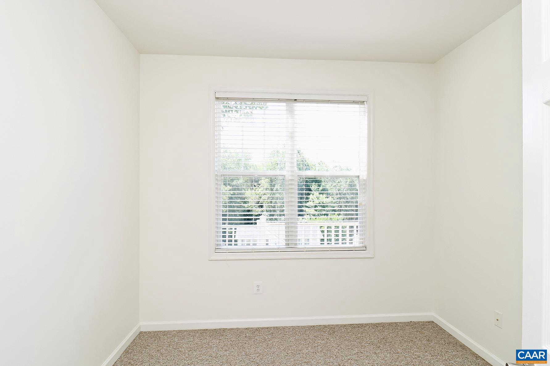 CAMELOT - Residential Lease