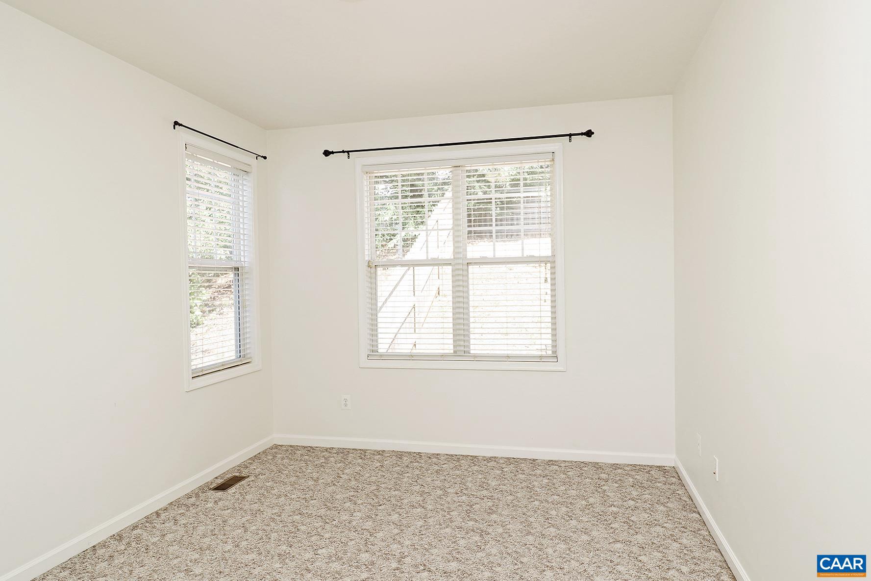 CAMELOT - Residential Lease