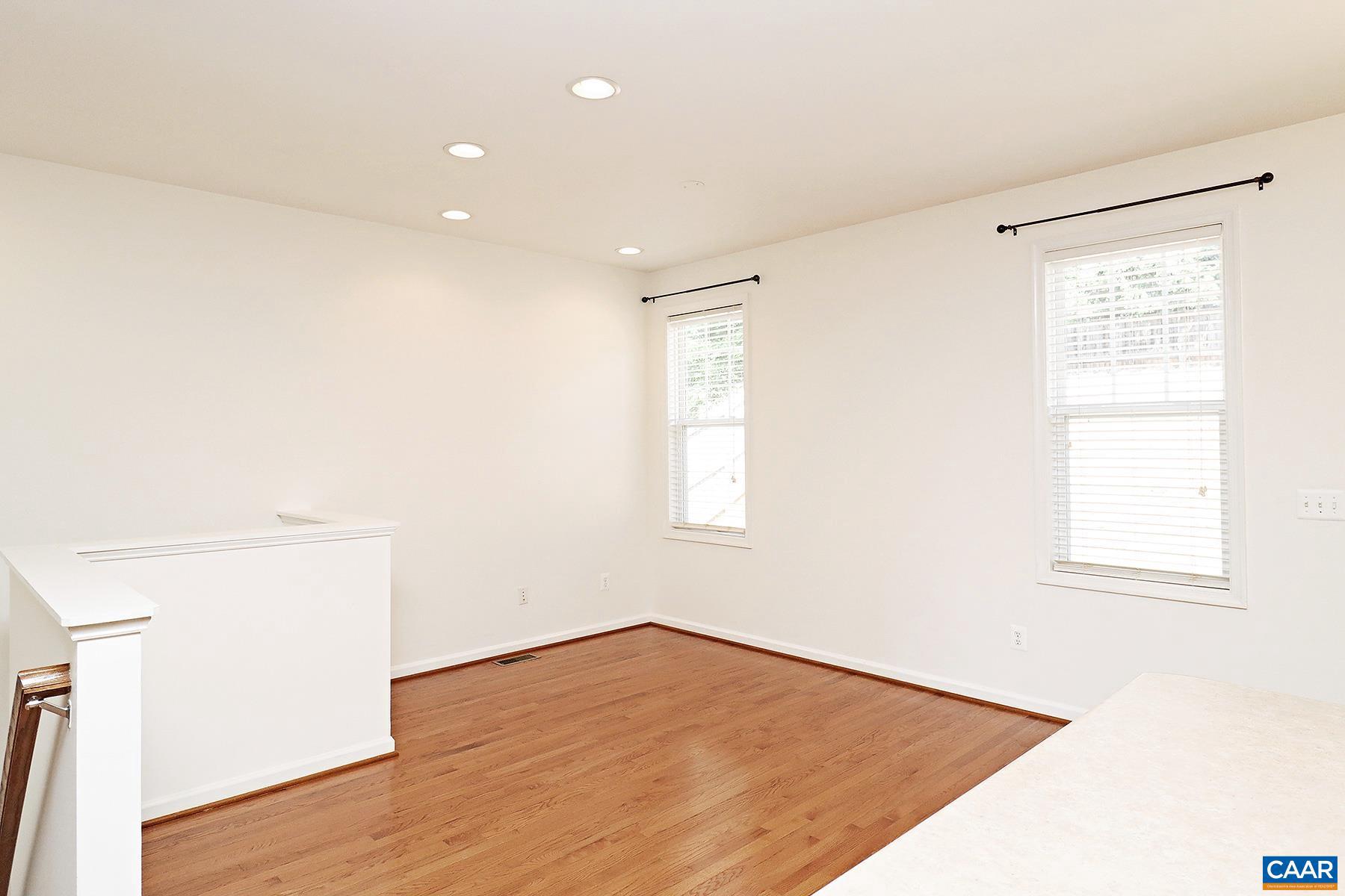 CAMELOT - Residential Lease