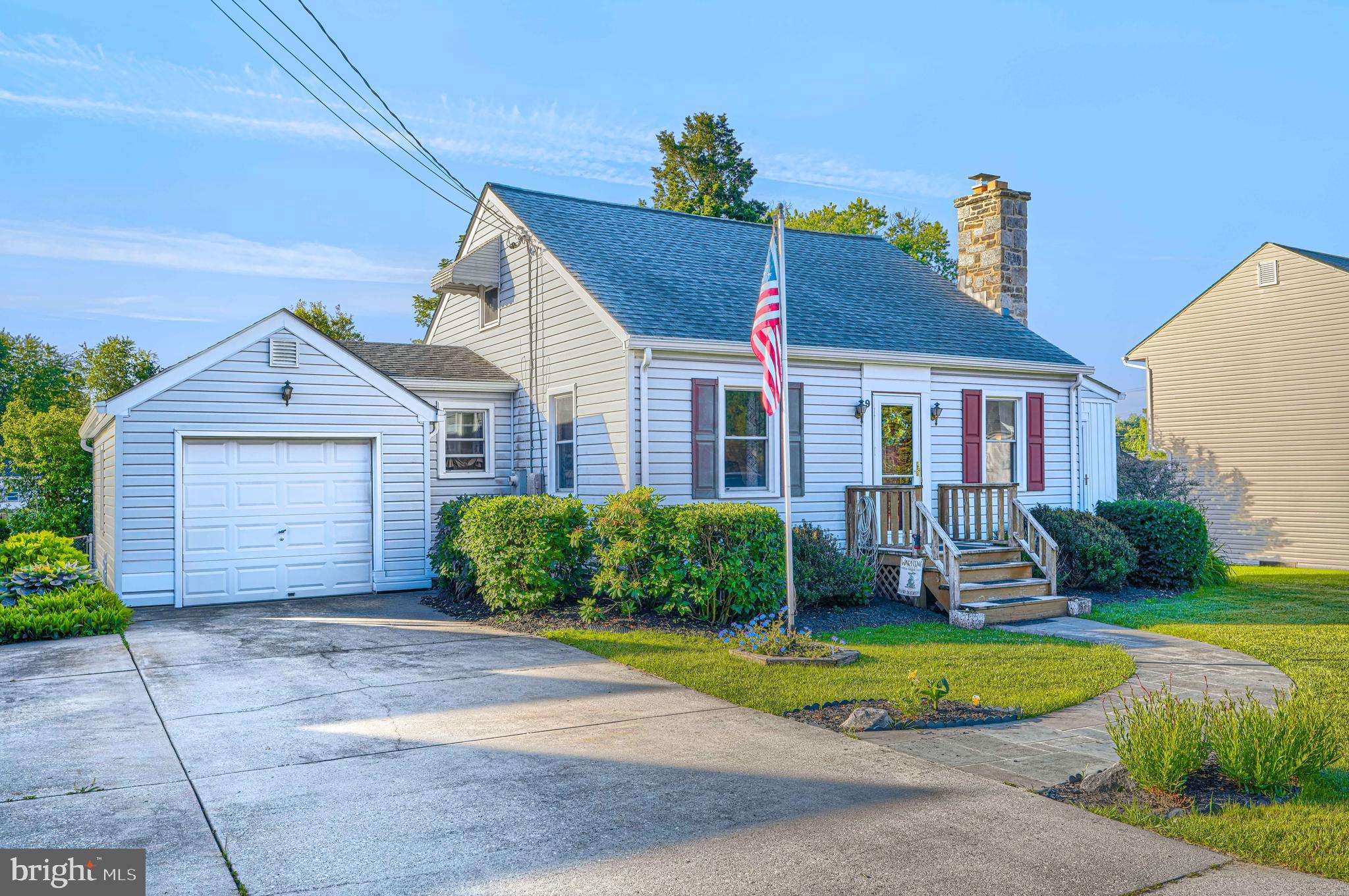 9 VIRGINIA AVENUE