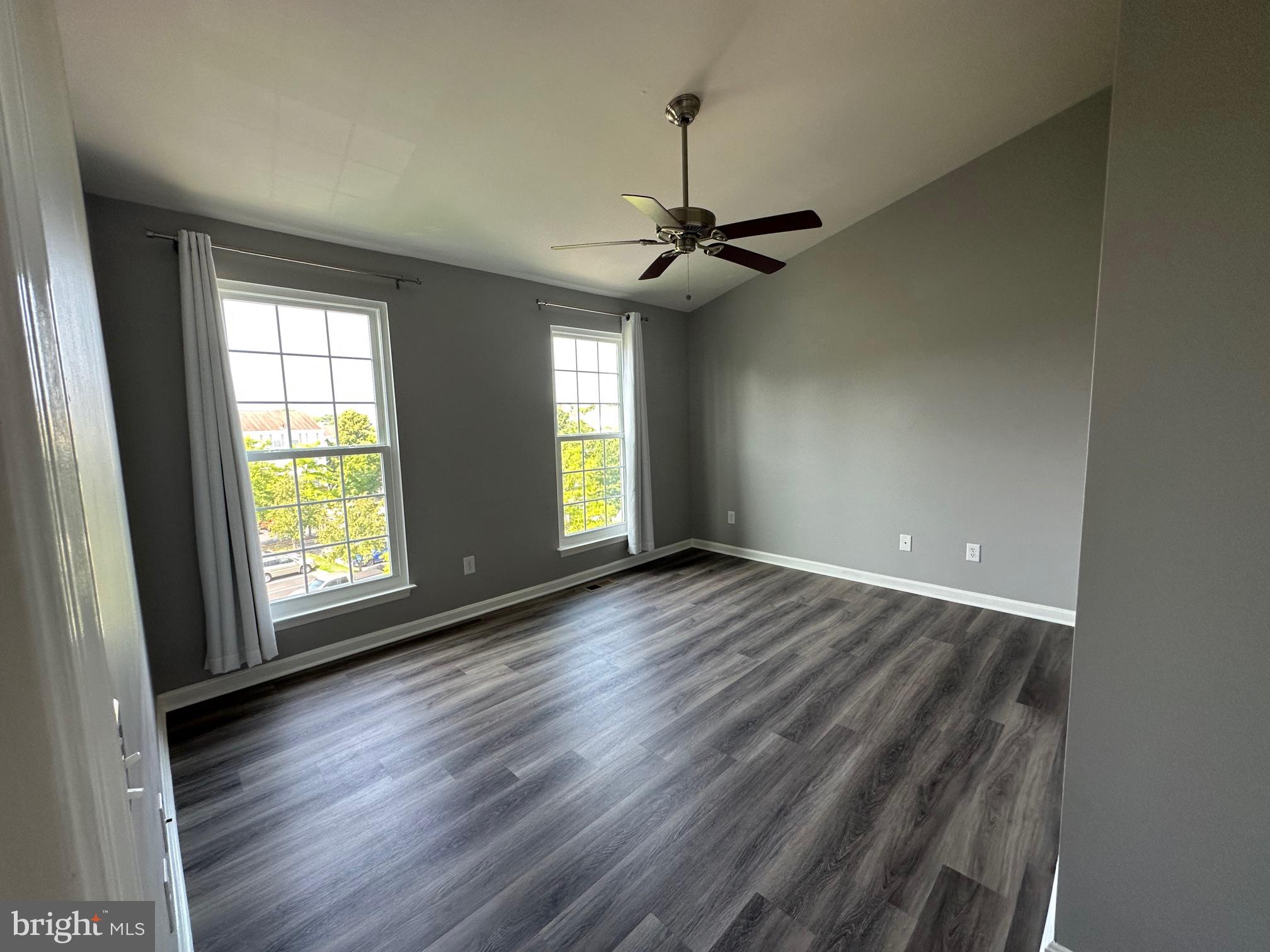 CHATHAM GREEN CONDOMINIUM - Residential Lease