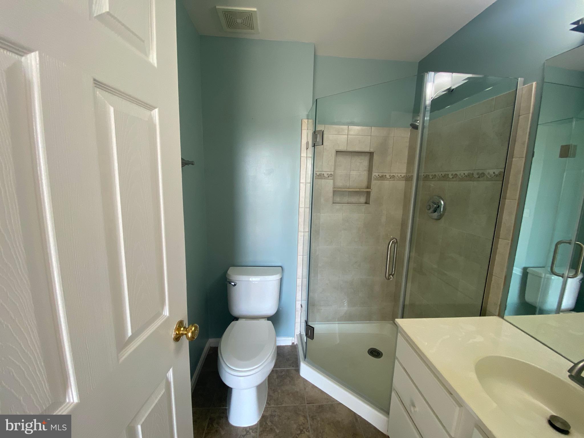 CHATHAM GREEN CONDOMINIUM - Residential Lease