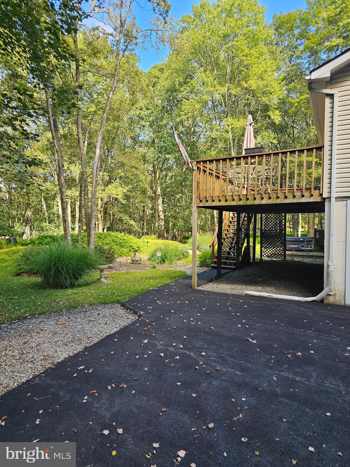 TOWAMENSING TRAILS - Residential