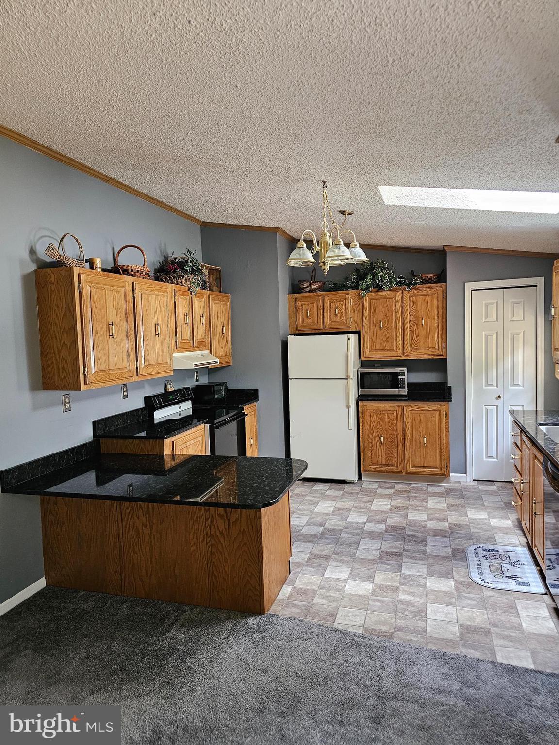 TOWAMENSING TRAILS - Residential