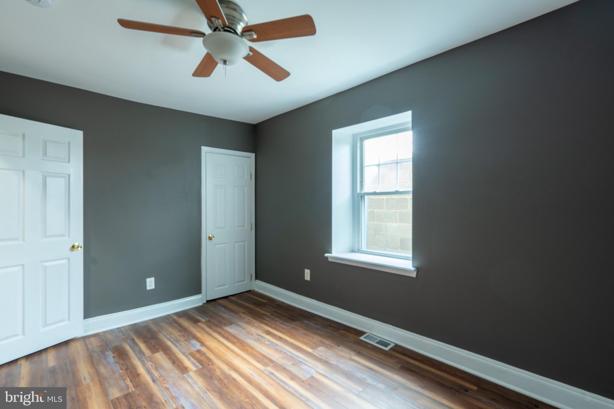 FRANKFORD - Residential