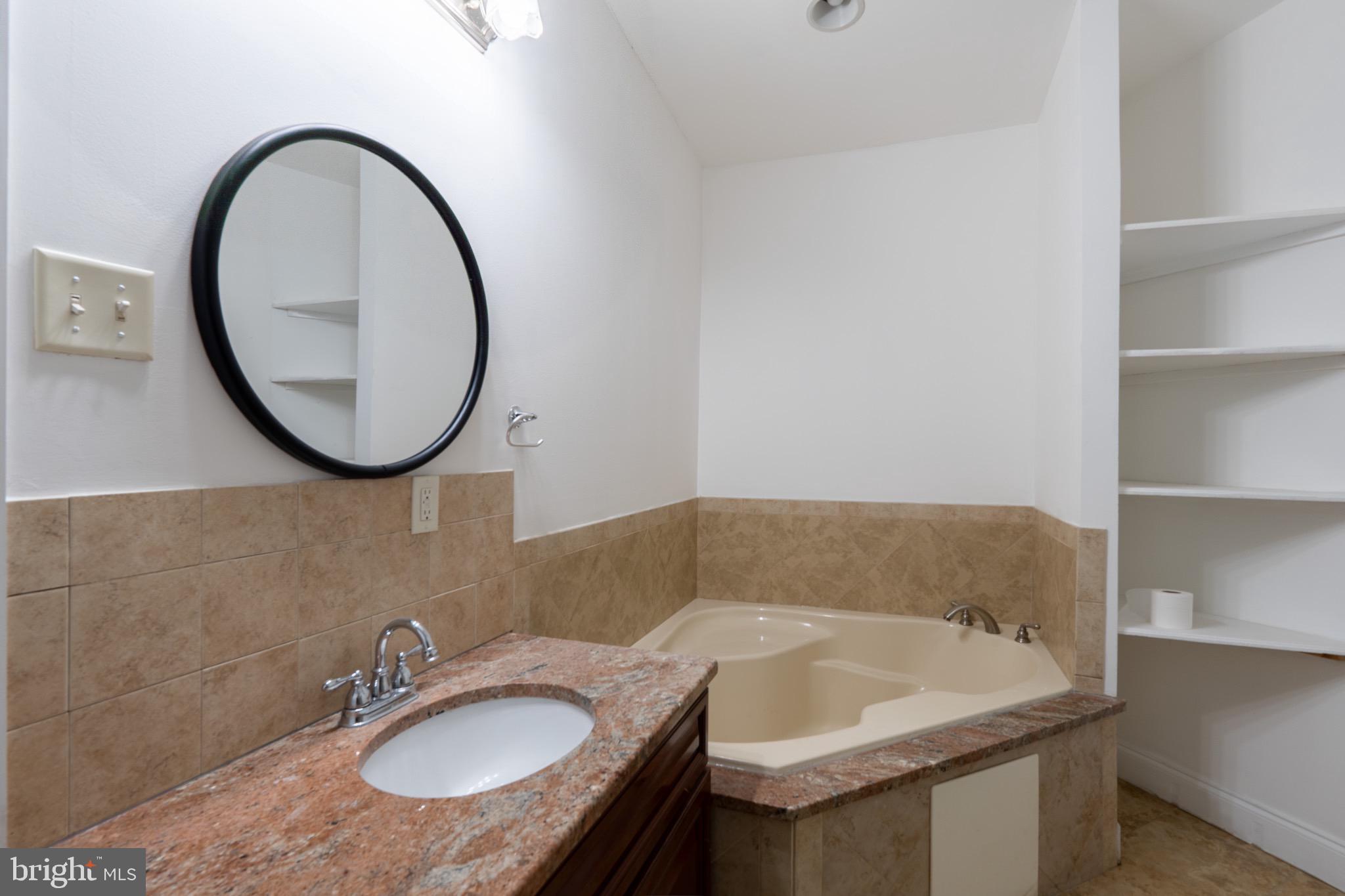 FRANKFORD - Residential