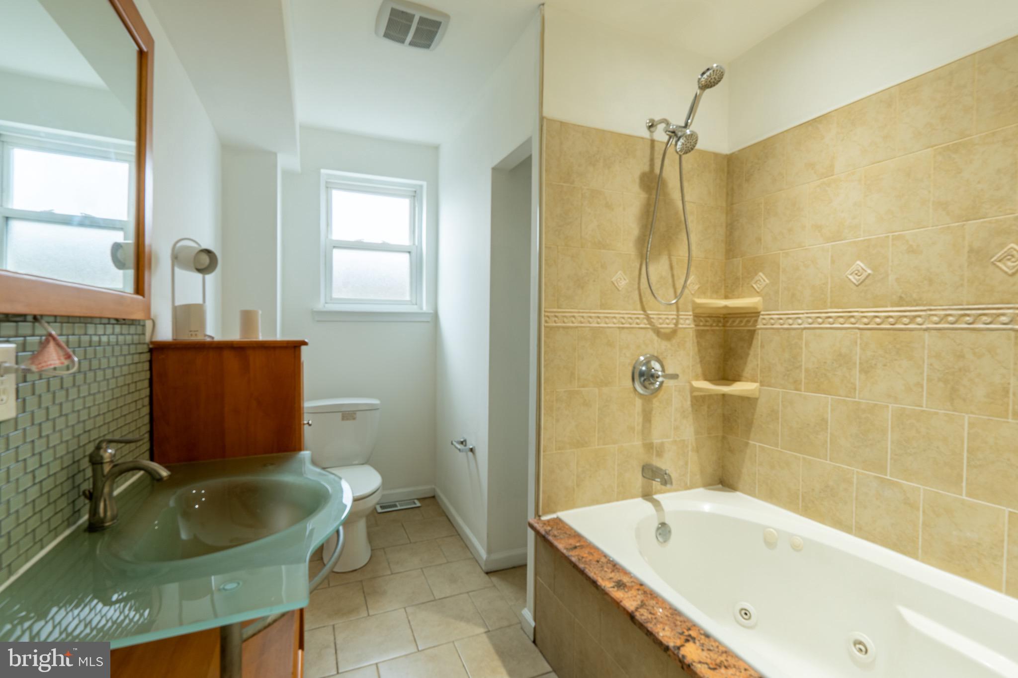 FRANKFORD - Residential