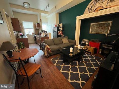 Condo For Rent - 1838 Green Street #3<br/> PHILADELPHIA, PA 19130