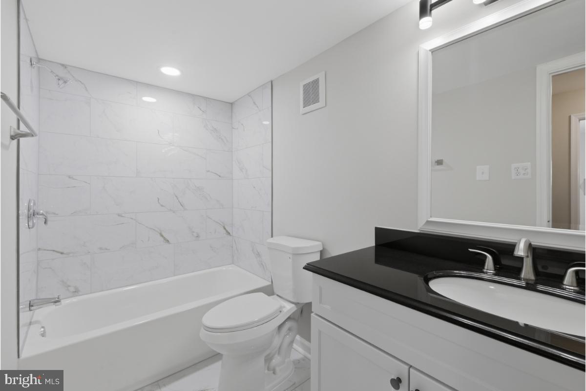 GERMANTOWN - Residential