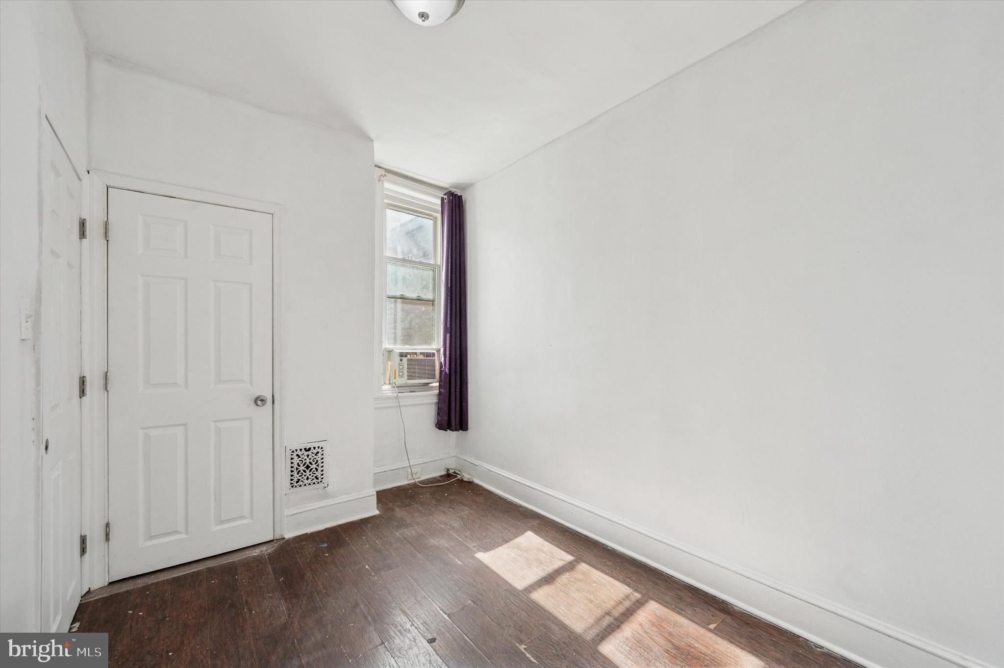 HARROWGATE - Residential