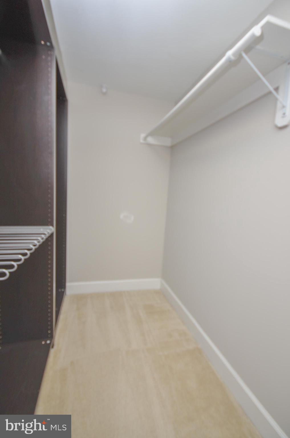 LINCOLN PARK - Residential Lease