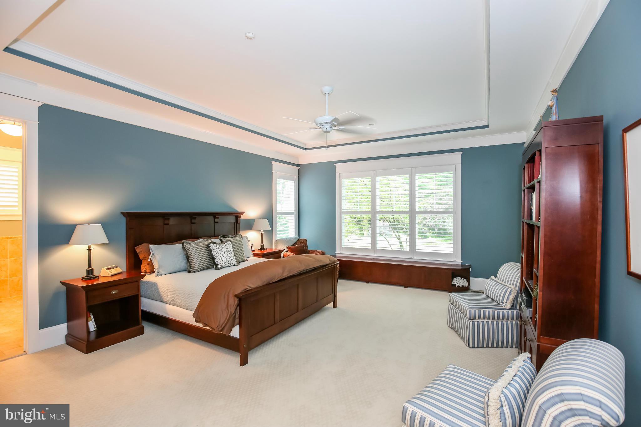 CARDEROCK SPRINGS - Residential