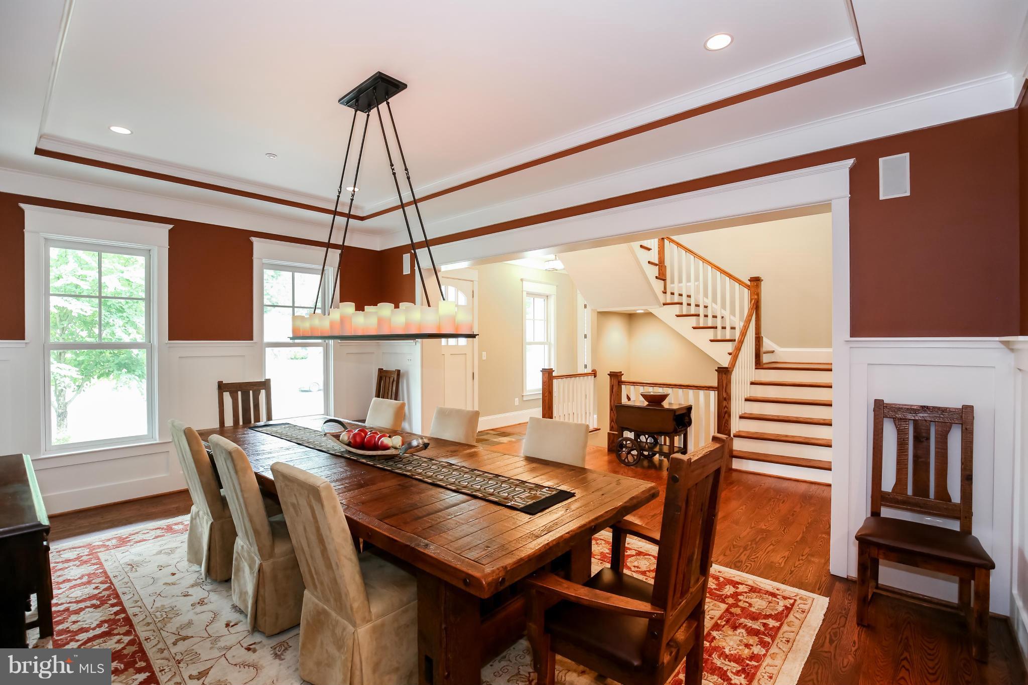 CARDEROCK SPRINGS - Residential