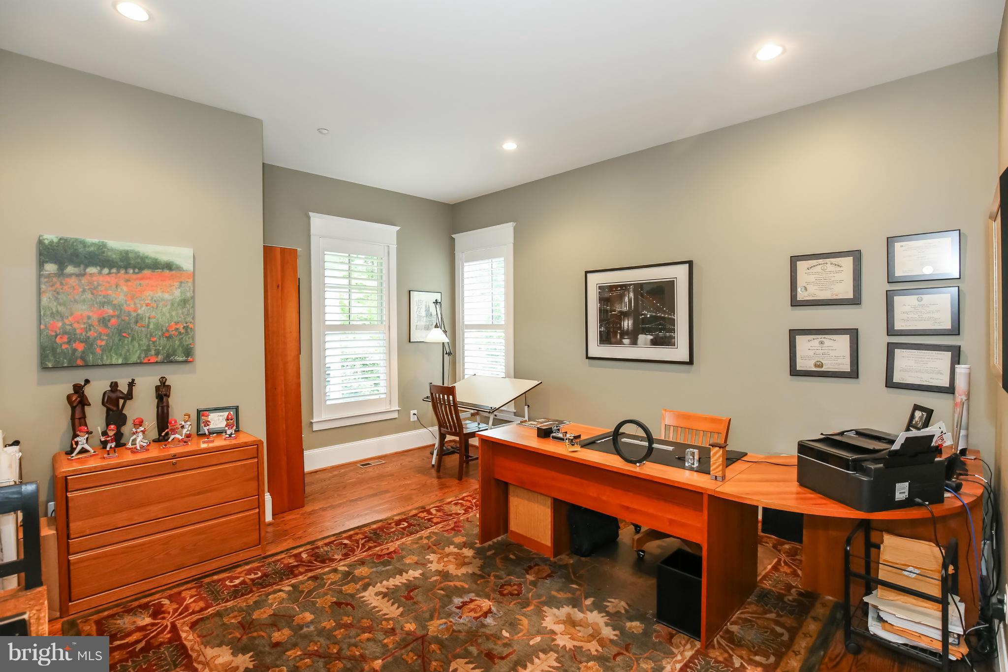 CARDEROCK SPRINGS - Residential