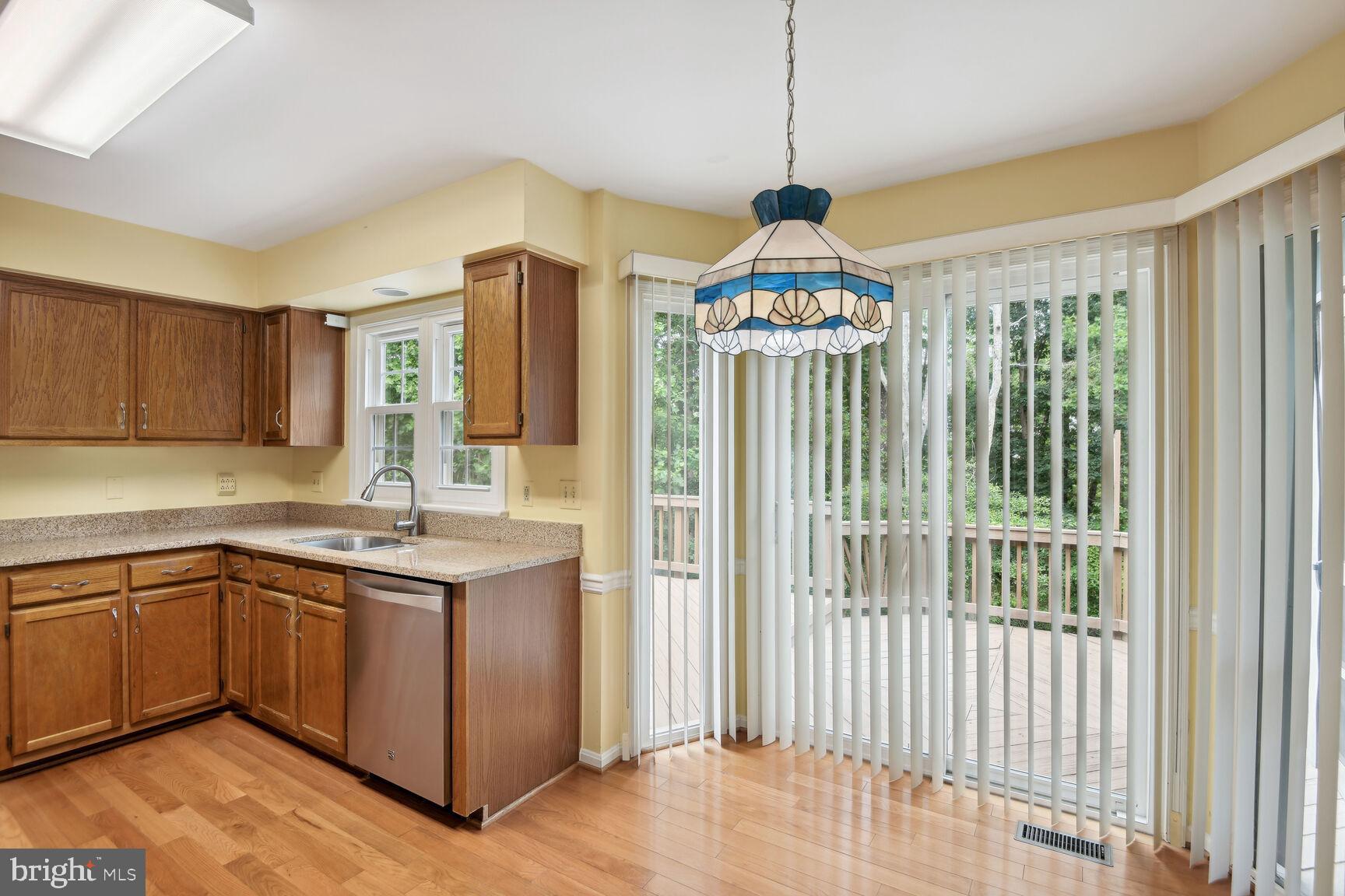 WOODBRIDGE CROSSING - Residential