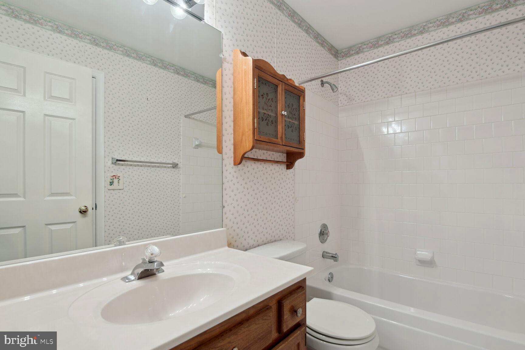 WOODBRIDGE CROSSING - Residential