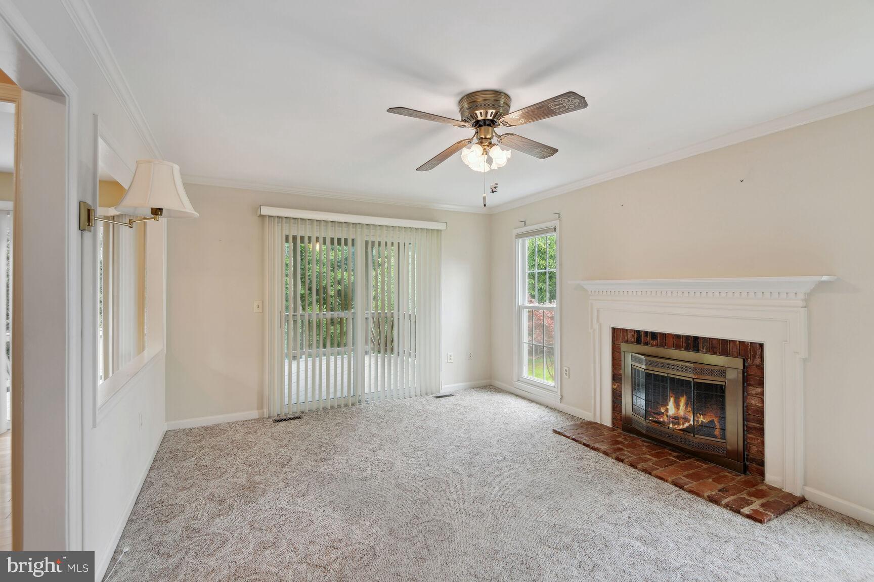 WOODBRIDGE CROSSING - Residential