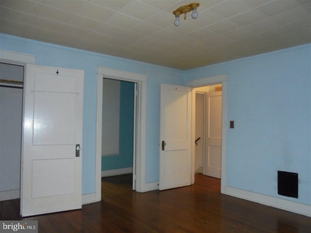 YORK NEW SALEM BORO - Residential