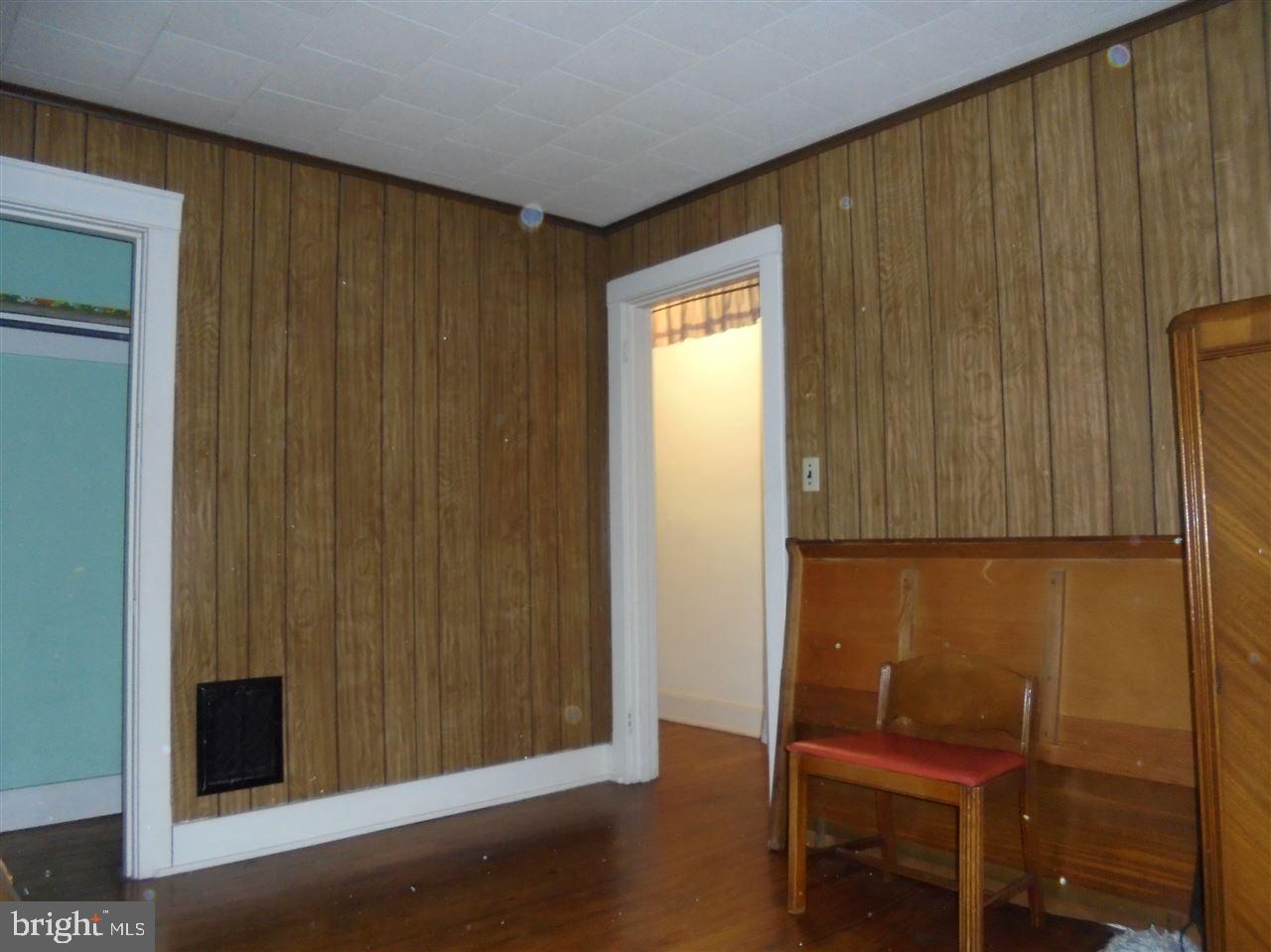 YORK NEW SALEM BORO - Residential