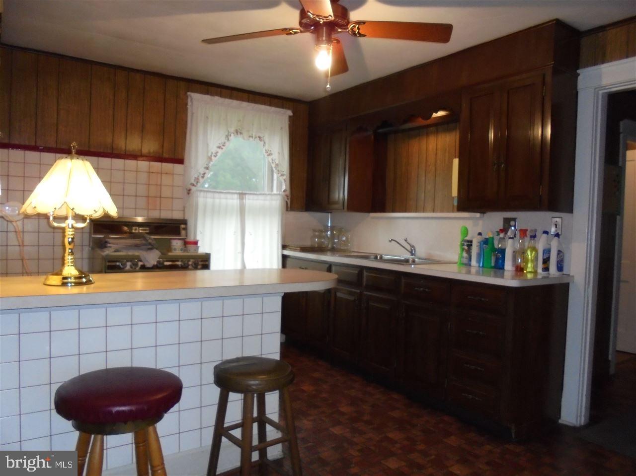 YORK NEW SALEM BORO - Residential