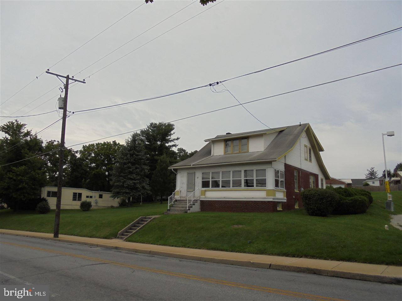YORK NEW SALEM BORO - Residential