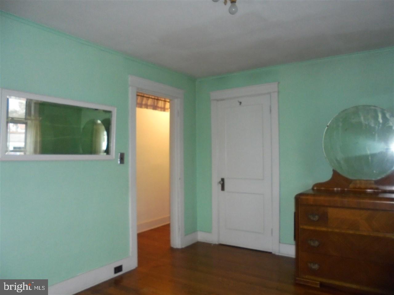 YORK NEW SALEM BORO - Residential