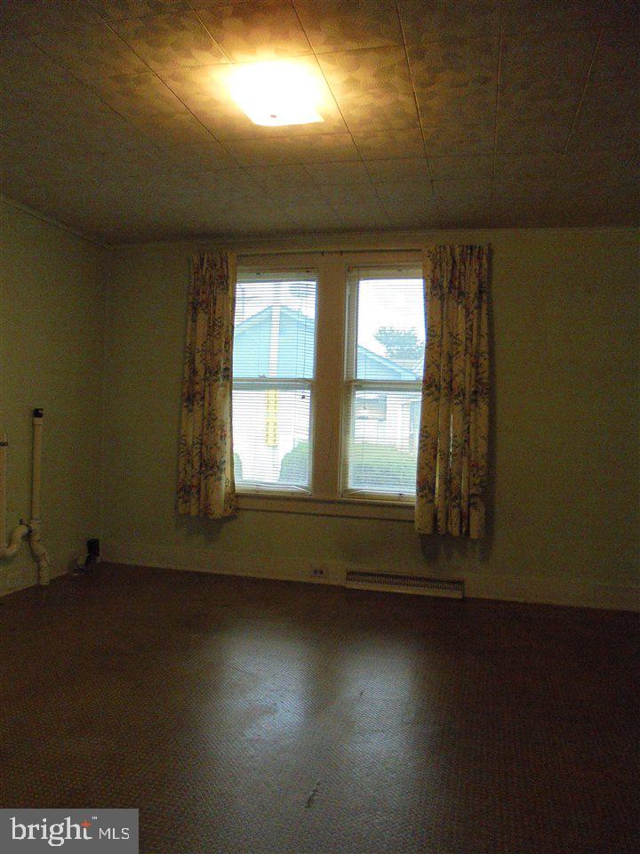 YORK NEW SALEM BORO - Residential