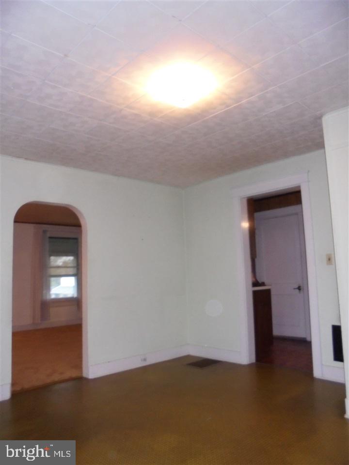 YORK NEW SALEM BORO - Residential