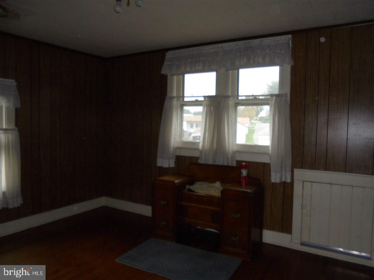 YORK NEW SALEM BORO - Residential